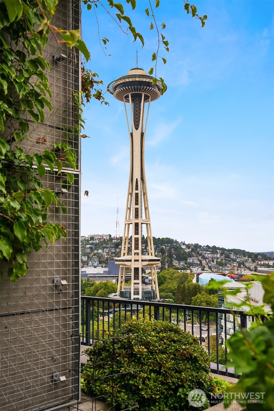 2720 3rd Avenue #405, Seattle, WA 98121