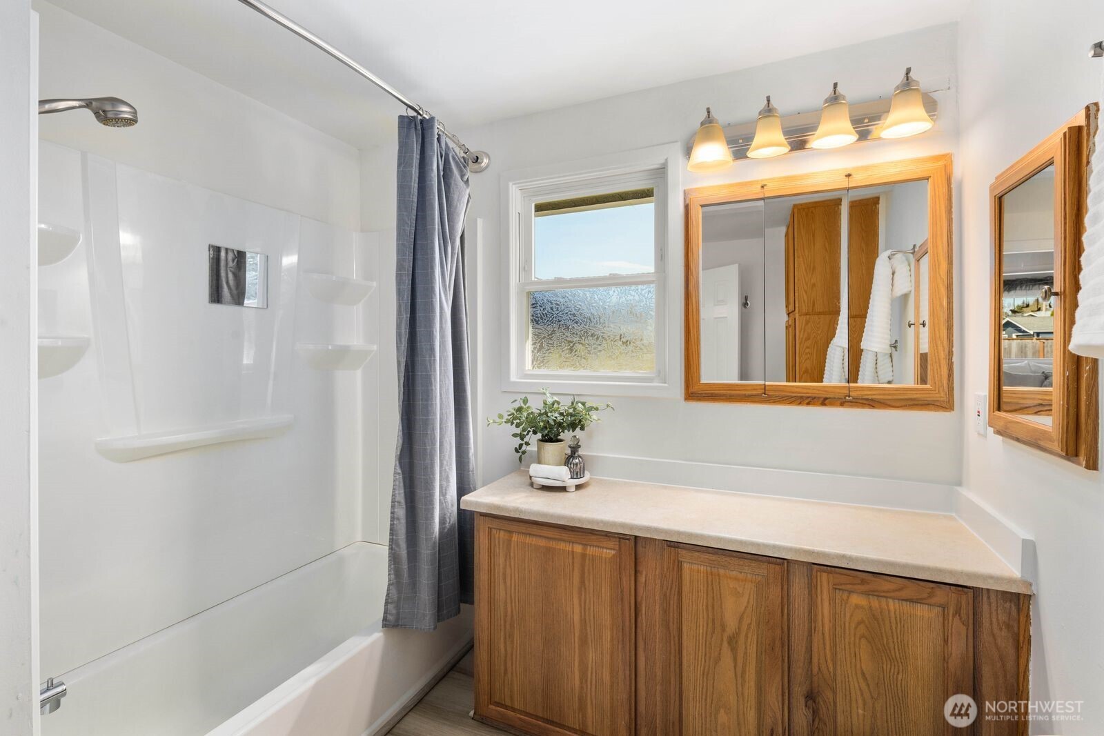 625 10th Street , Snohomish, WA 98290