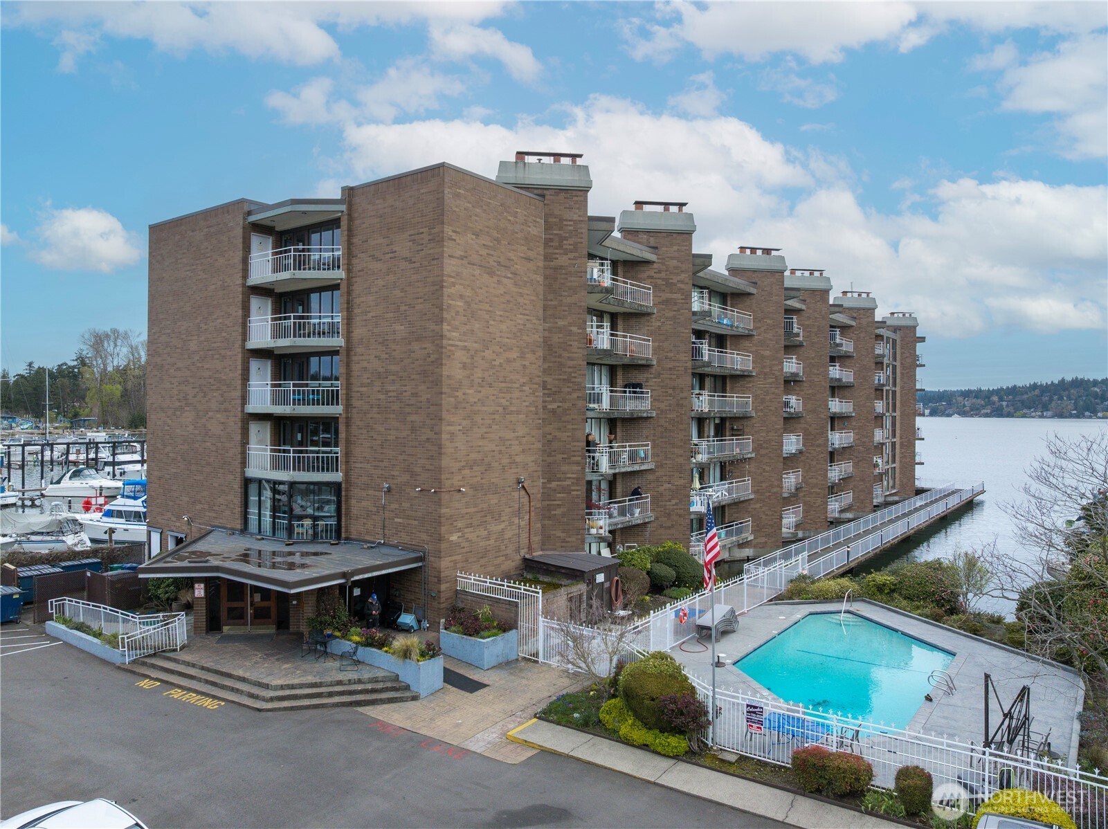 9500 Rainier Avenue S #612, Seattle, WA 98118