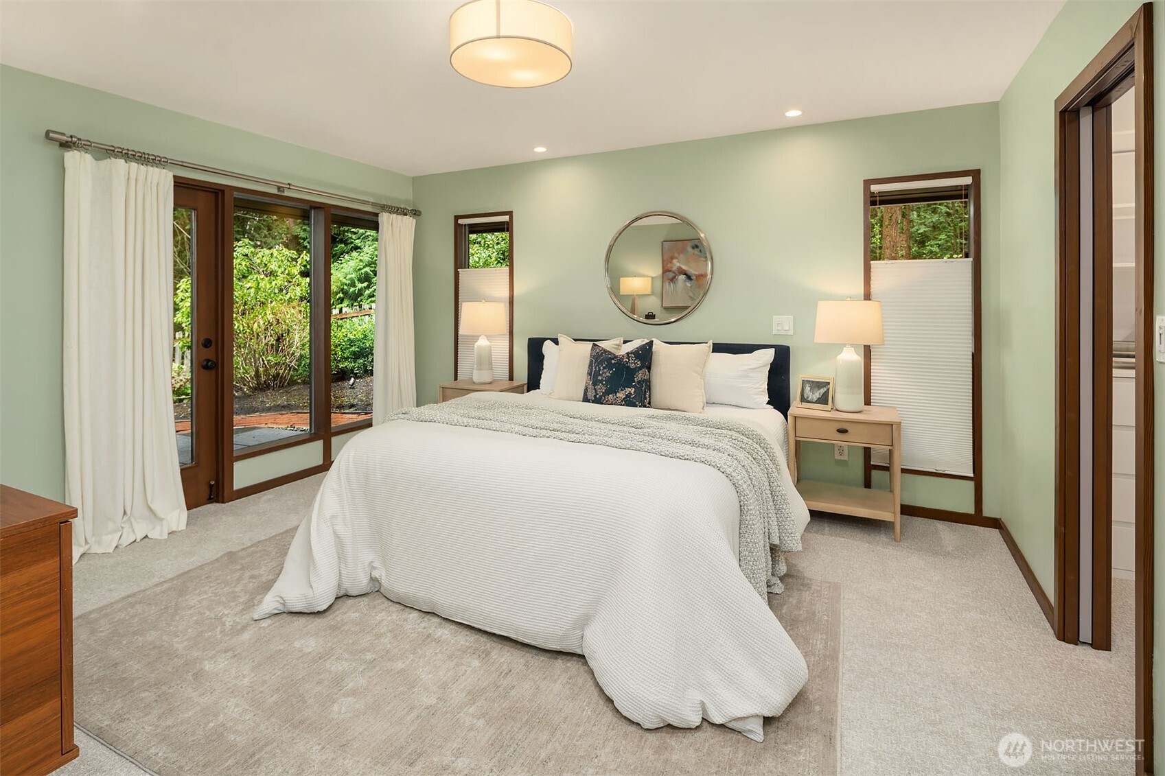 12210 NE 39th Street , Bellevue, WA 98005