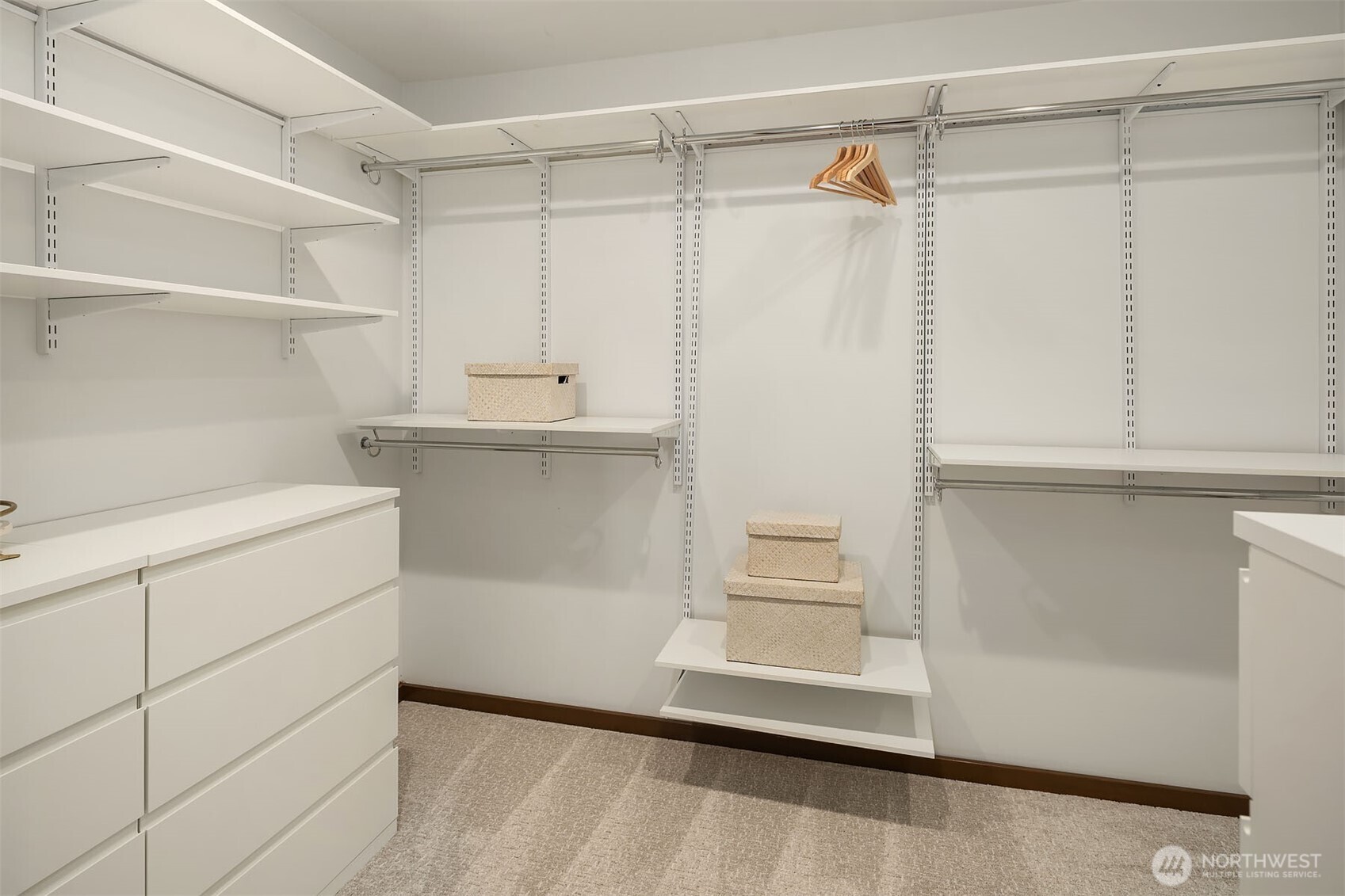 12210 NE 39th Street , Bellevue, WA 98005