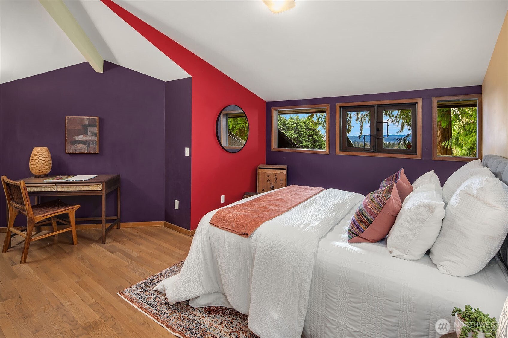 12210 NE 39th Street , Bellevue, WA 98005