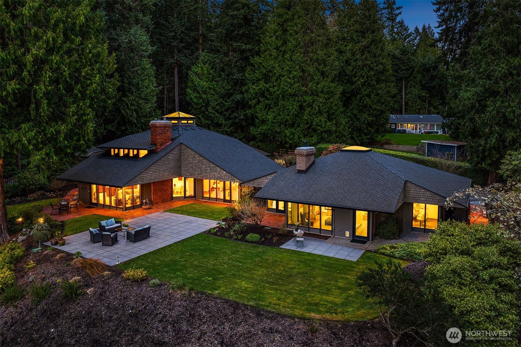 12210 NE 39th Street , Bellevue, WA 98005