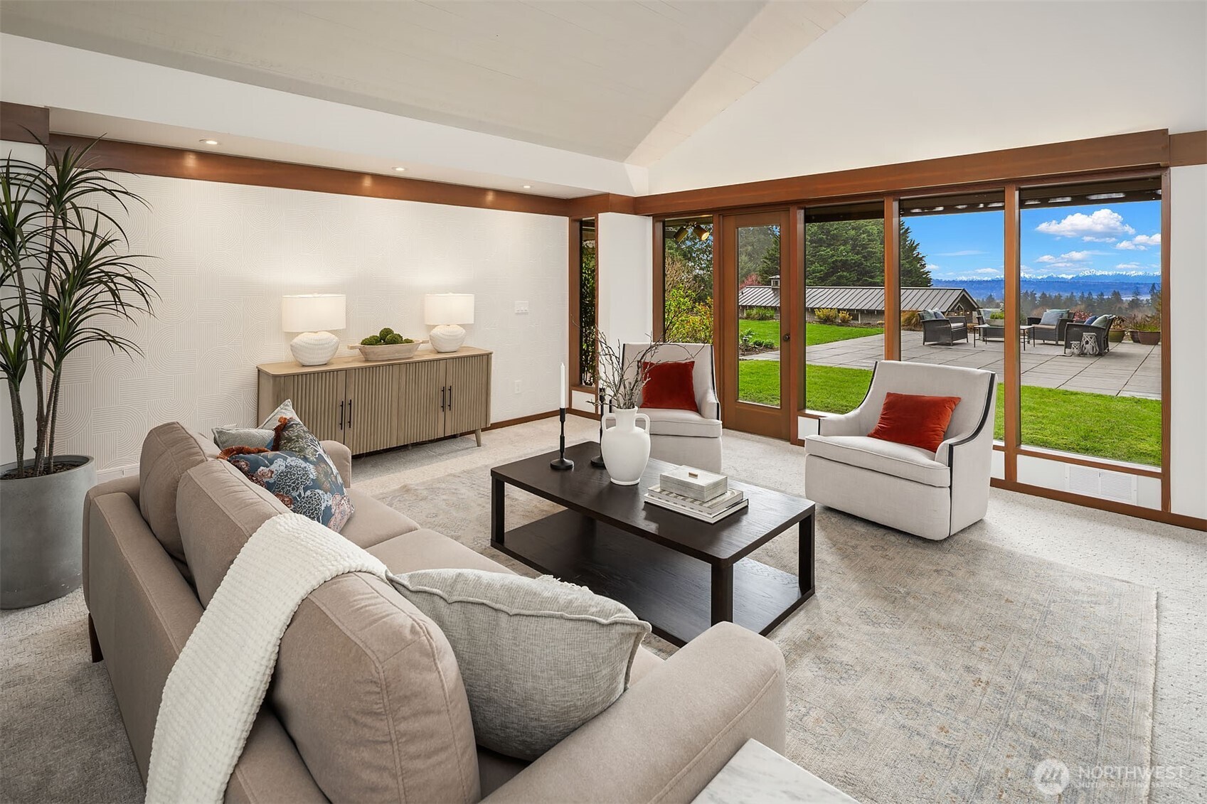 12210 NE 39th Street , Bellevue, WA 98005