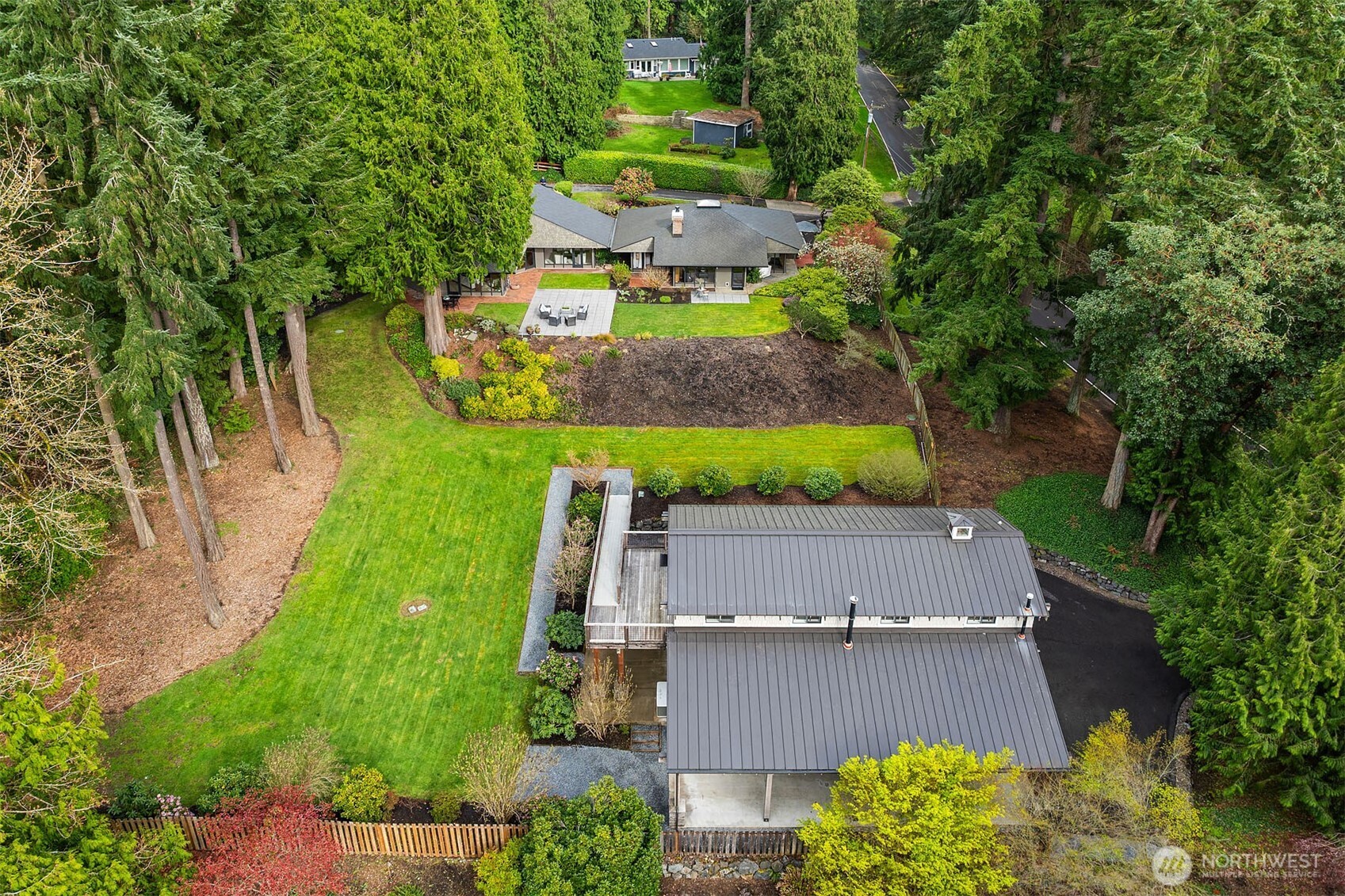 12210 NE 39th Street , Bellevue, WA 98005
