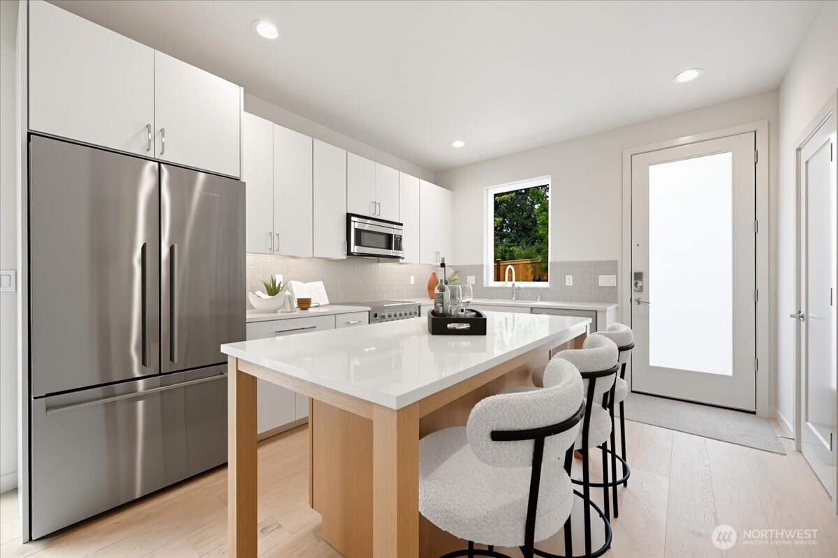 13047 39th Avenue NE #B, Seattle, WA 98125