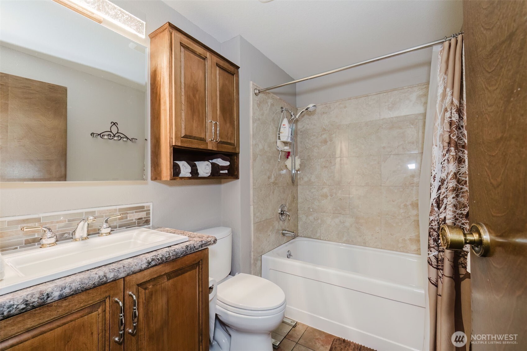 3073 SE Misty Court , Port Orchard, WA 98367