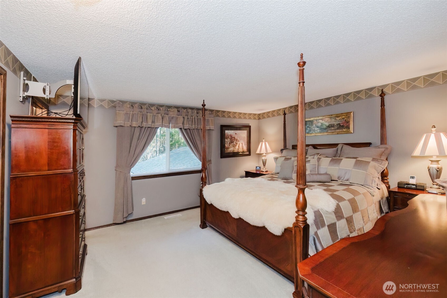 3073 SE Misty Court , Port Orchard, WA 98367