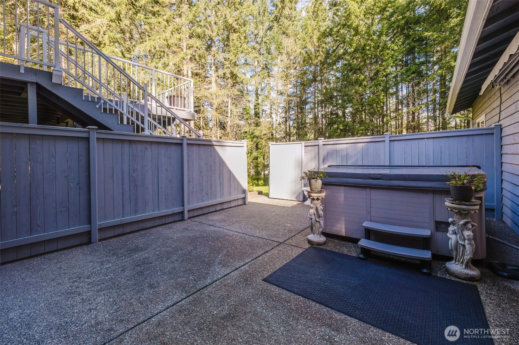 3073 SE Misty Court , Port Orchard, WA 98367