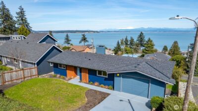 1345 Rainbow Lane , Camano Island, WA 98282