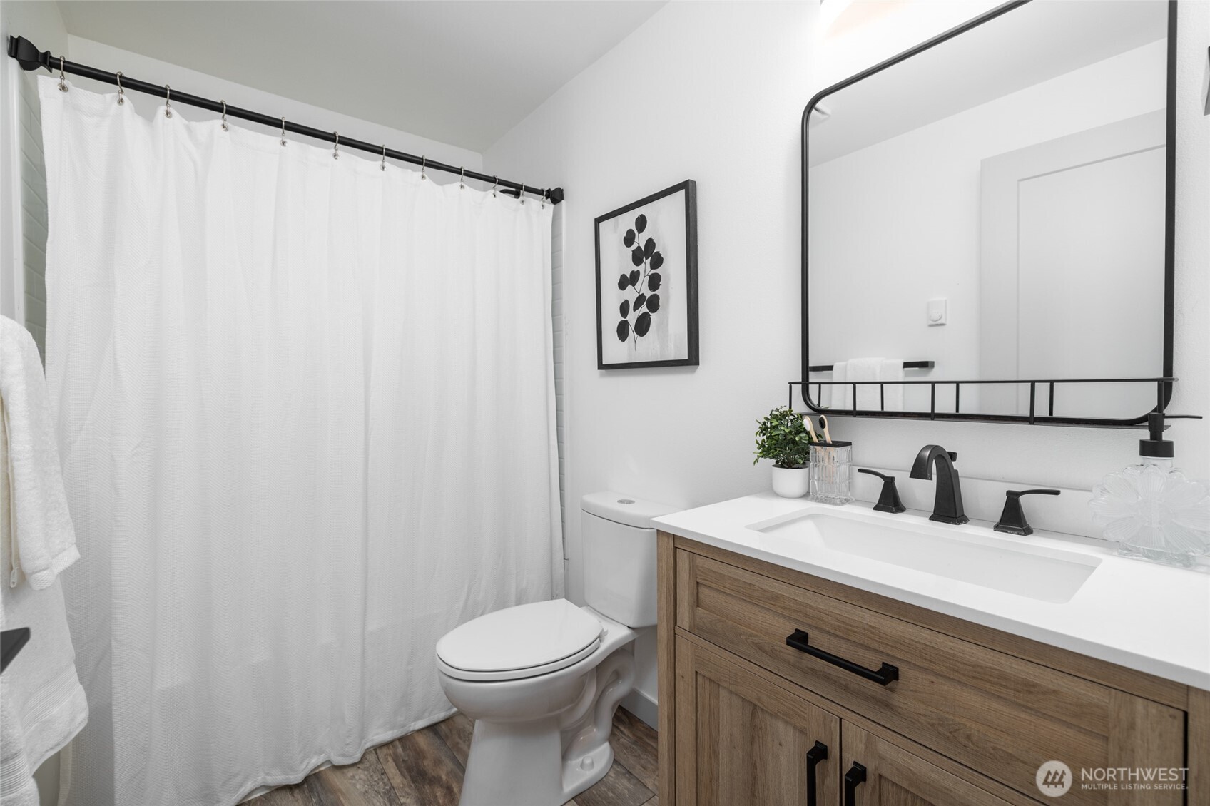 1345 Rainbow Lane , Camano Island, WA 98282