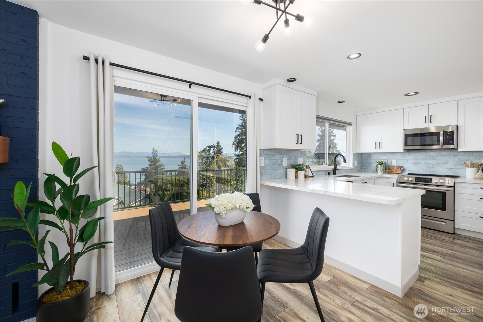 1345 Rainbow Lane , Camano Island, WA 98282