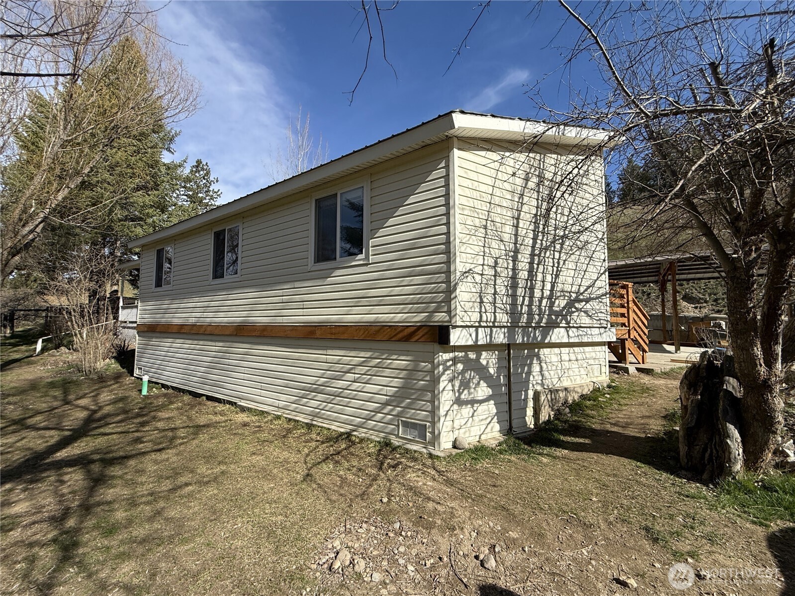 155 St. Peter's Creek Road , Malo, WA 99150