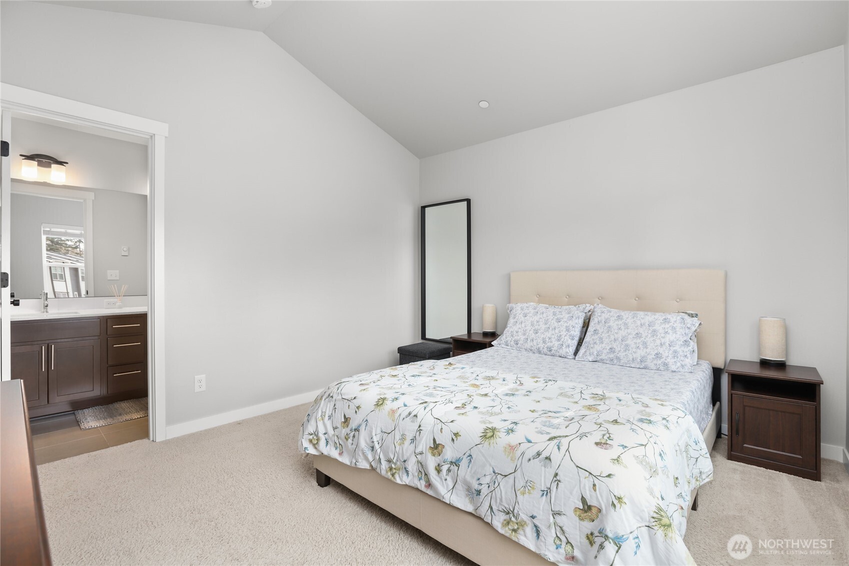 13717 Admiralty Way #G1, Lynnwood, WA 98087