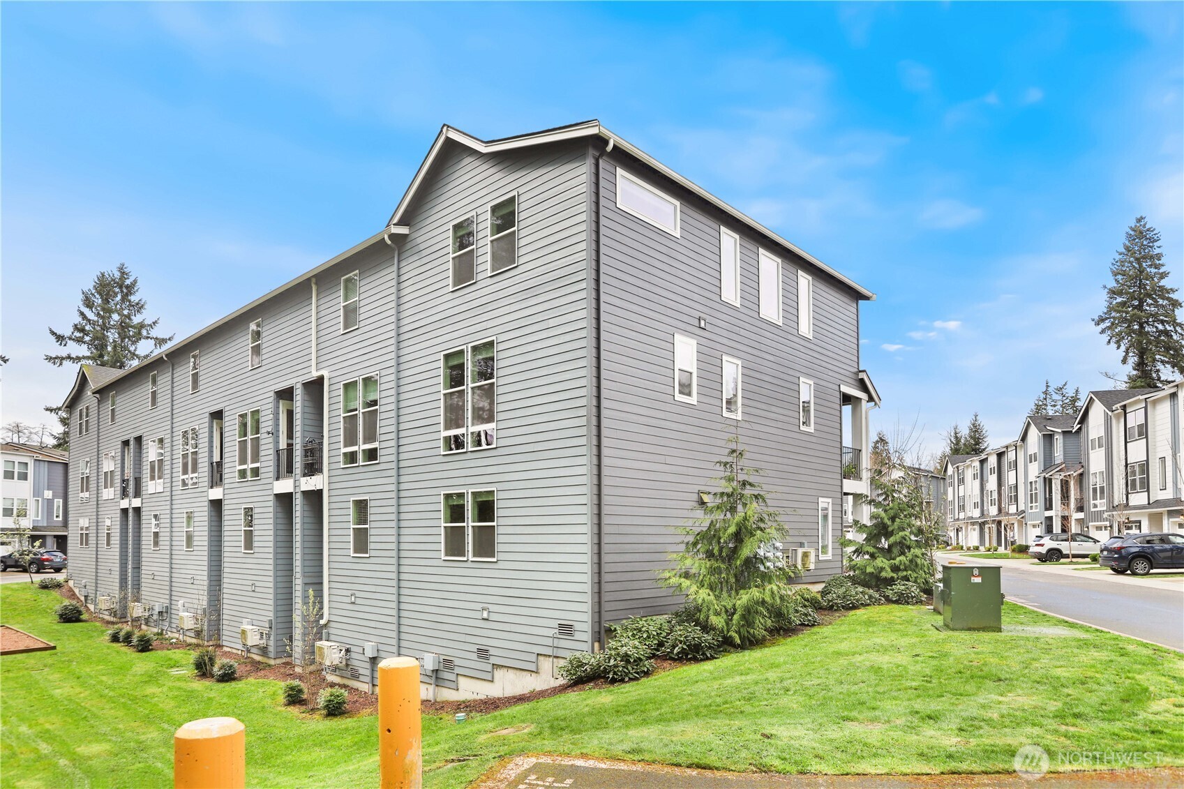 13717 Admiralty Way #G1, Lynnwood, WA 98087