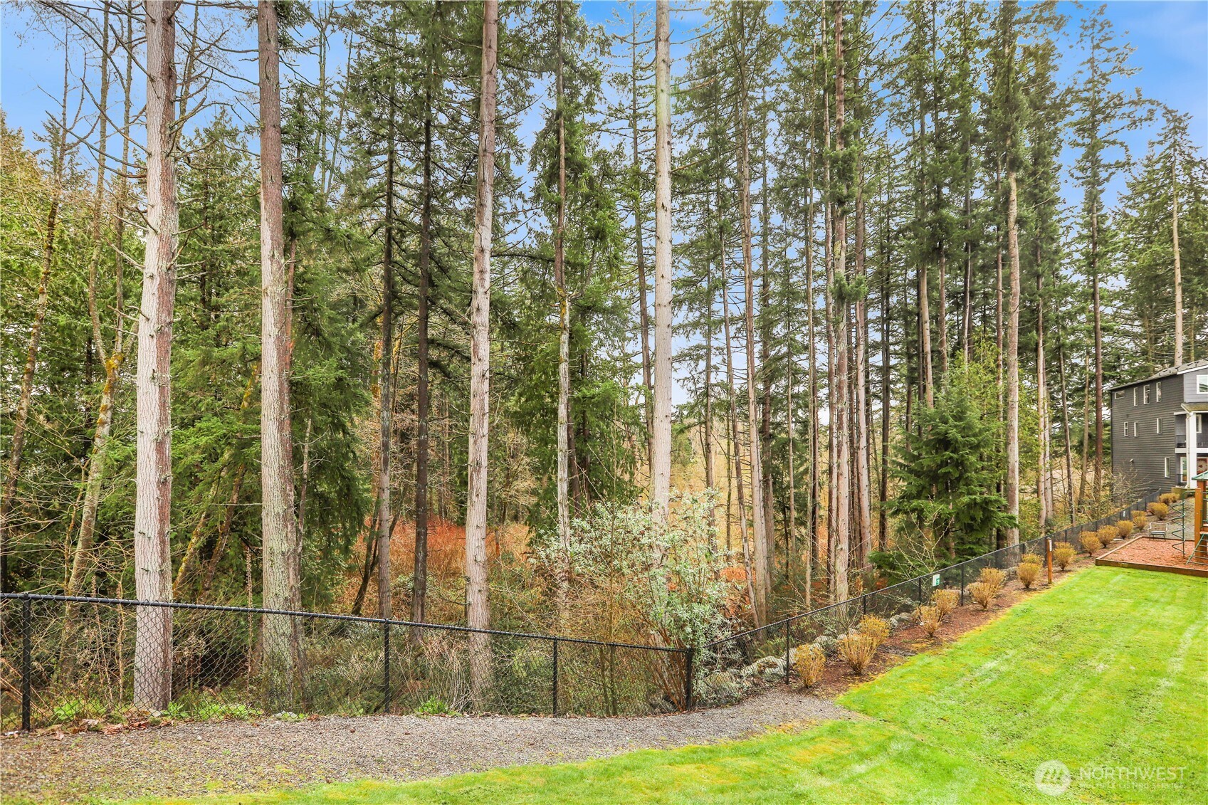 13717 Admiralty Way #G1, Lynnwood, WA 98087