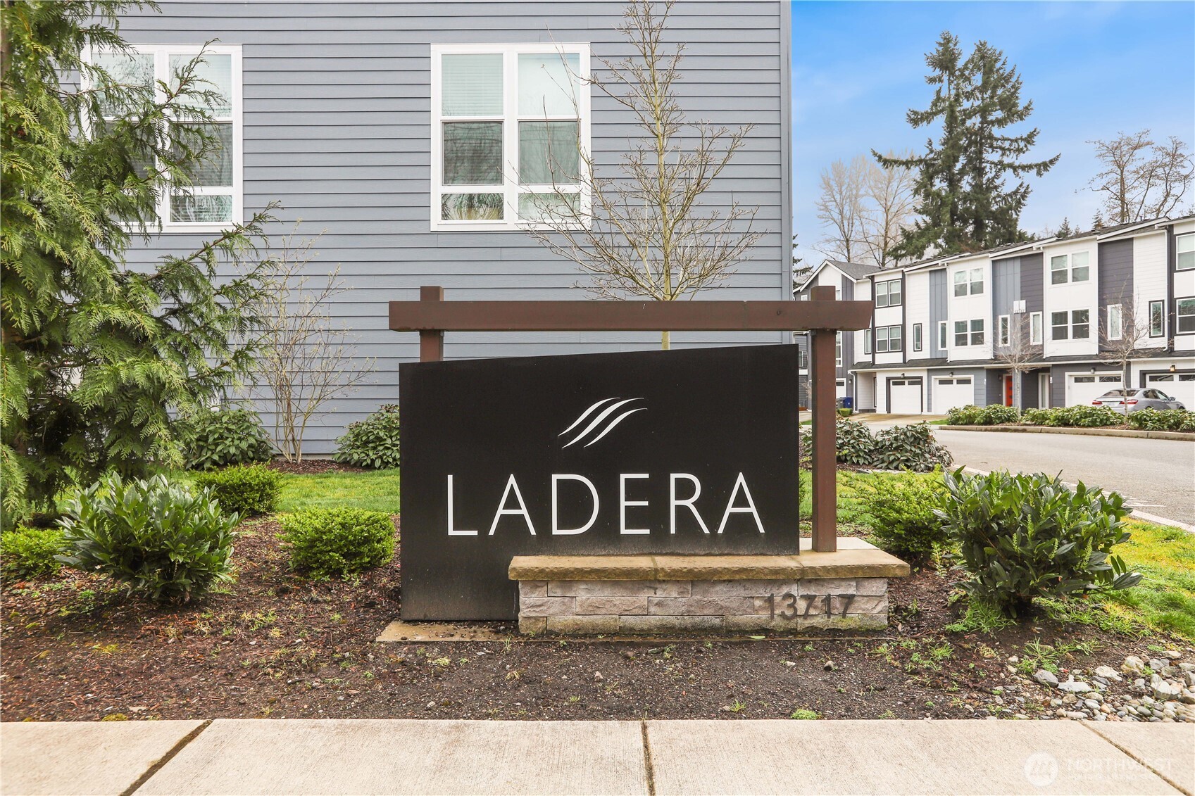 13717 Admiralty Way #G1, Lynnwood, WA 98087