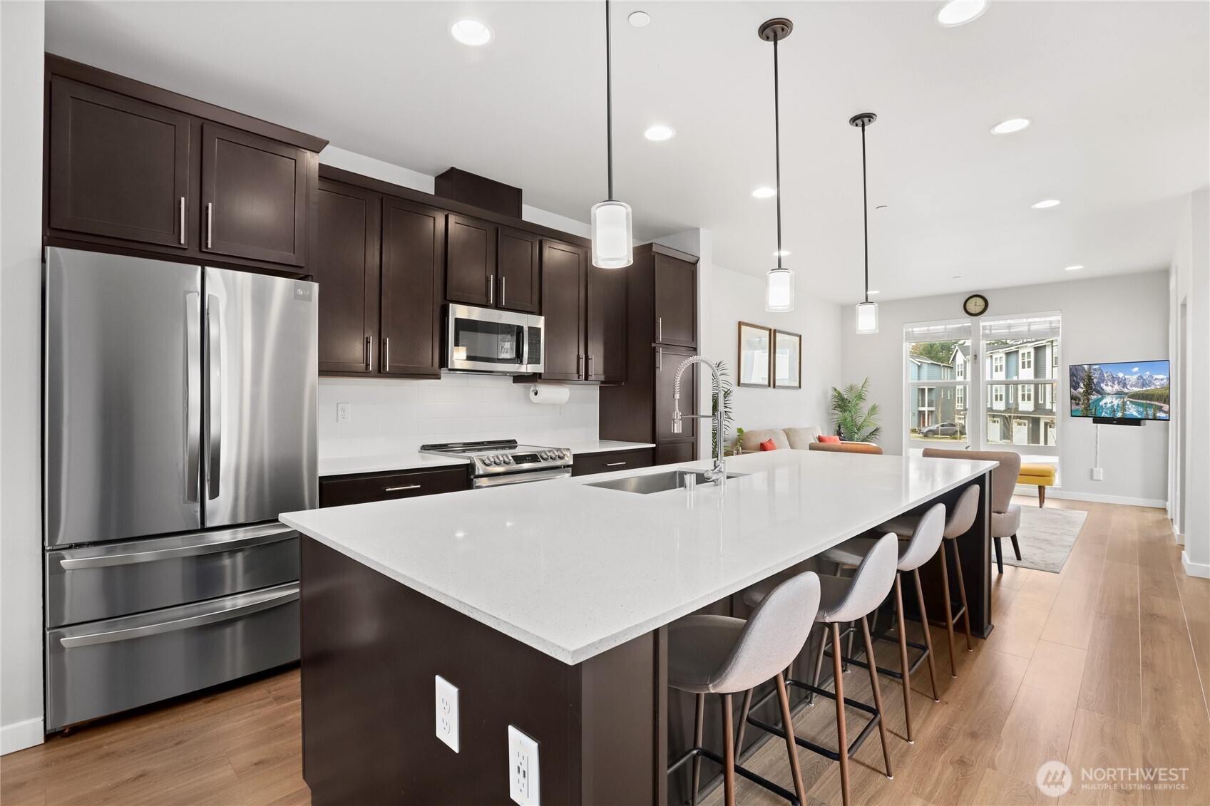 13717 Admiralty Way #G1, Lynnwood, WA 98087