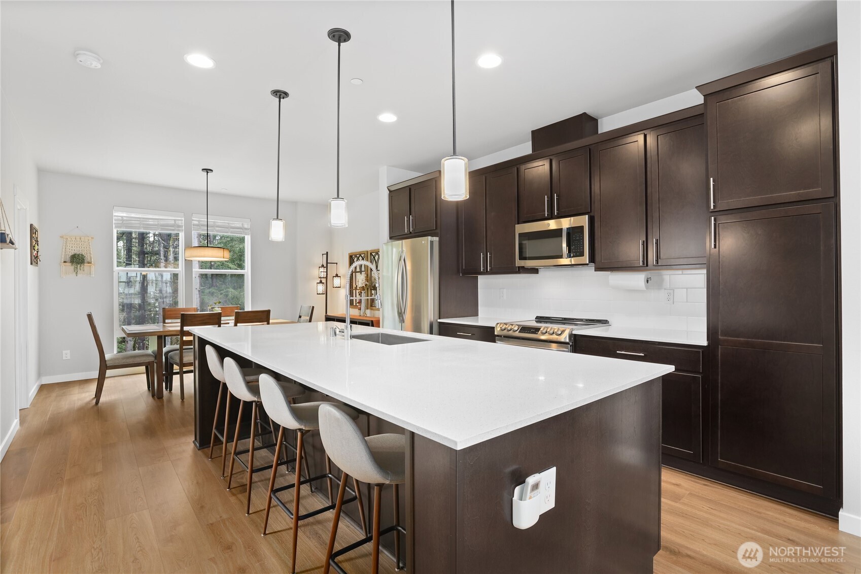 13717 Admiralty Way #G1, Lynnwood, WA 98087