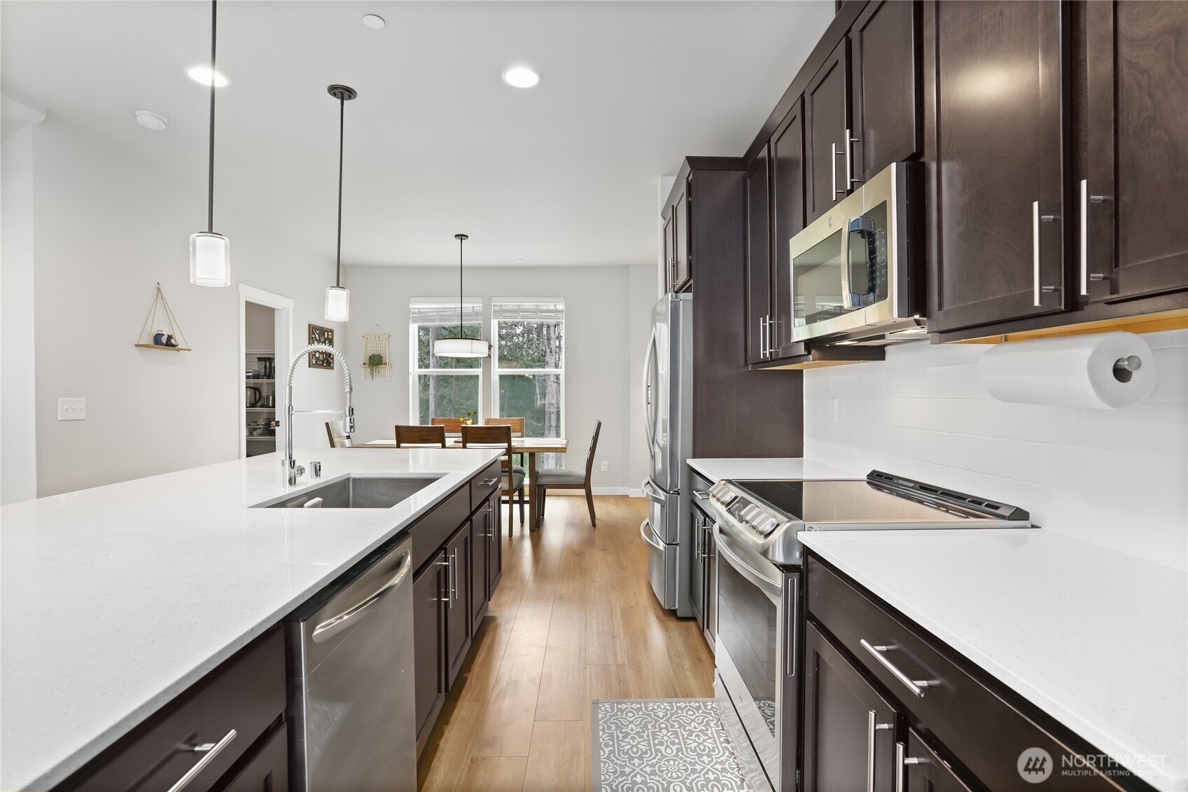 13717 Admiralty Way #G1, Lynnwood, WA 98087