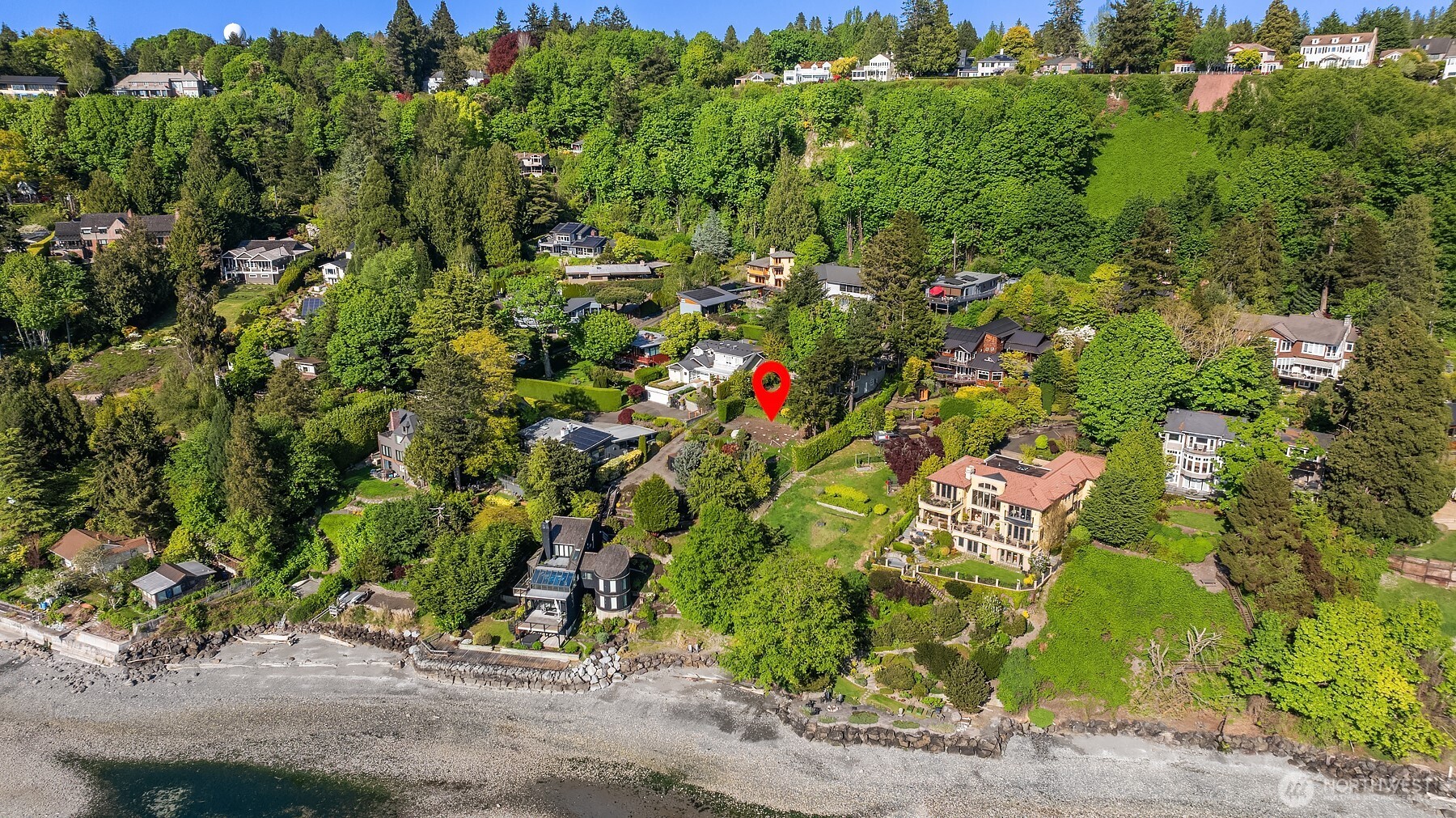 3253 Perkins Lane W, Seattle, WA 98199