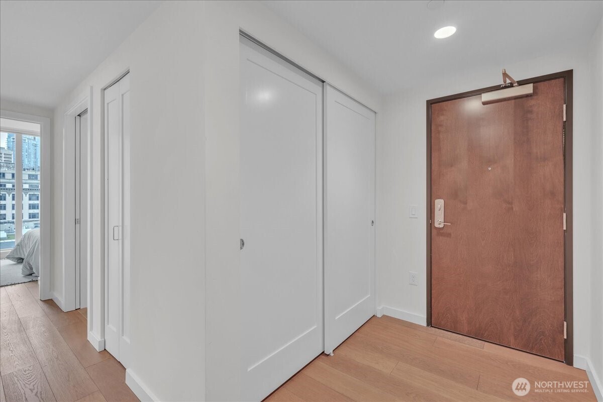 450 S Main Street #1012, Seattle, WA 98104