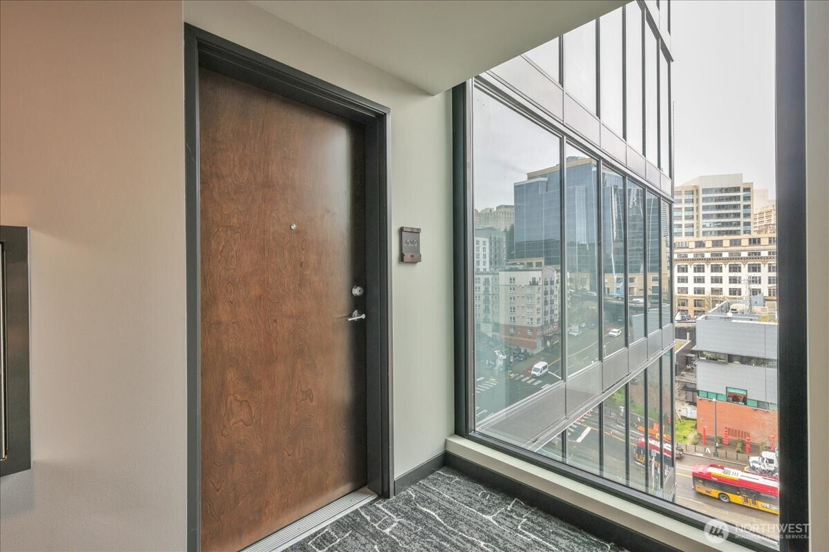 450 S Main Street #1012, Seattle, WA 98104