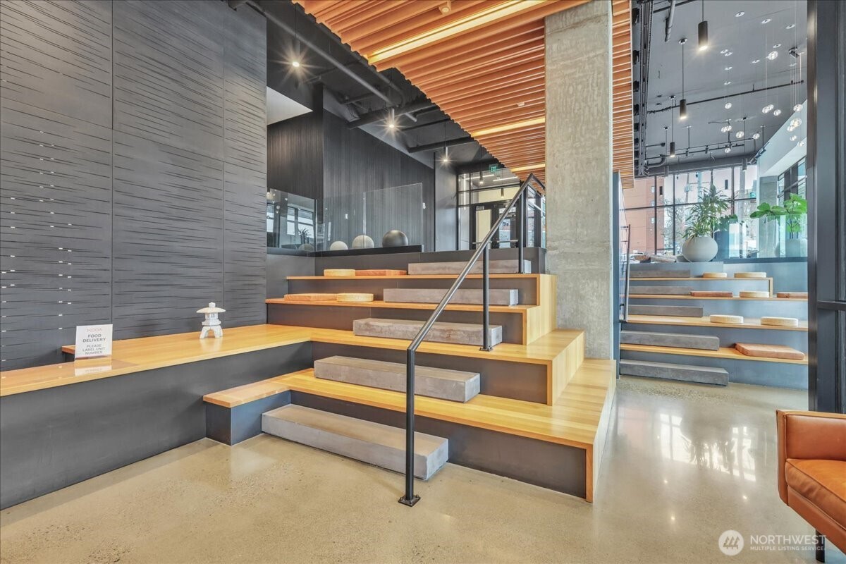 450 S Main Street #1012, Seattle, WA 98104