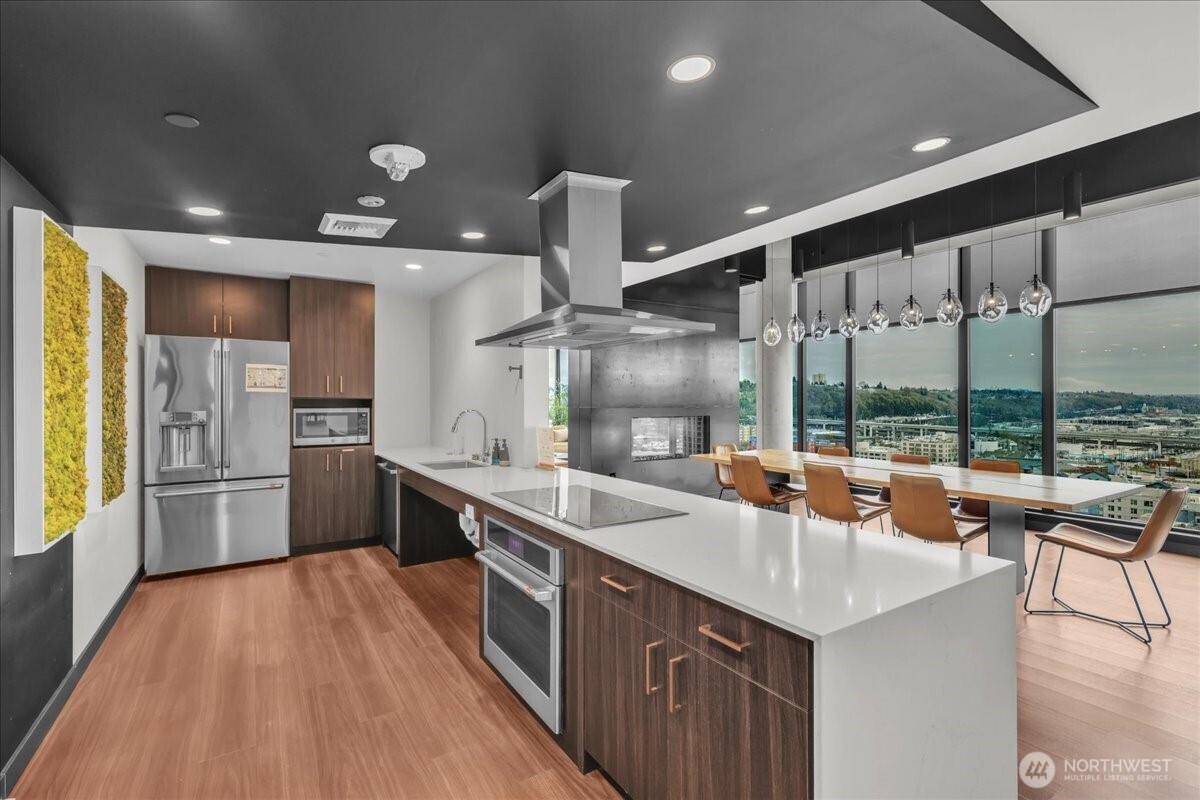 450 S Main Street #1012, Seattle, WA 98104