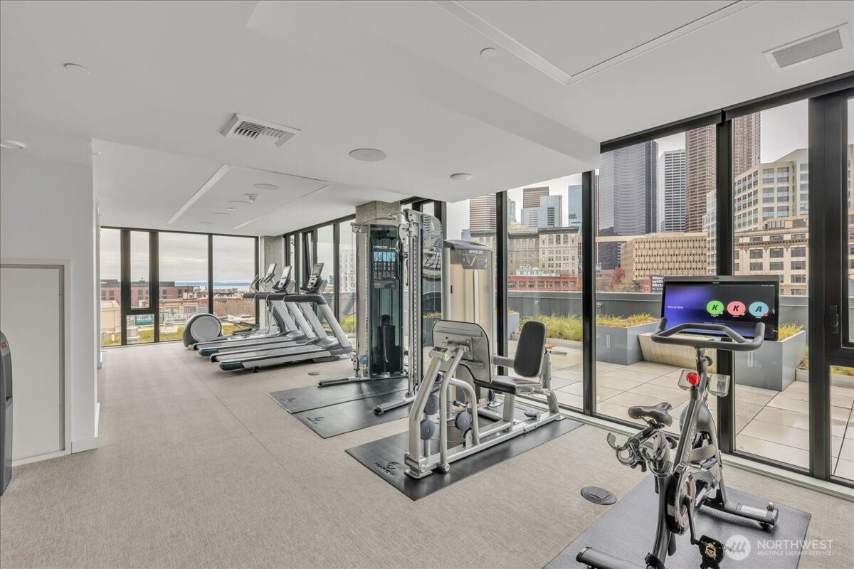 450 S Main Street #1012, Seattle, WA 98104