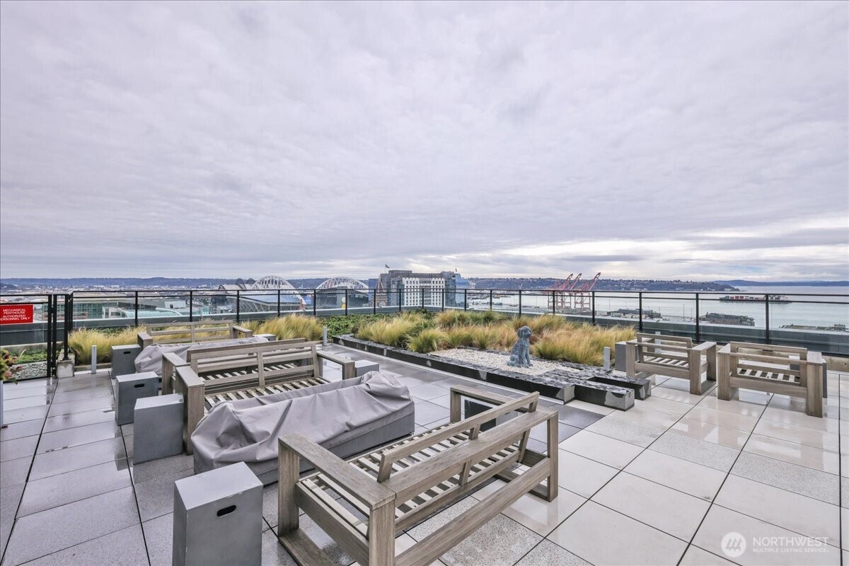 450 S Main Street #1012, Seattle, WA 98104