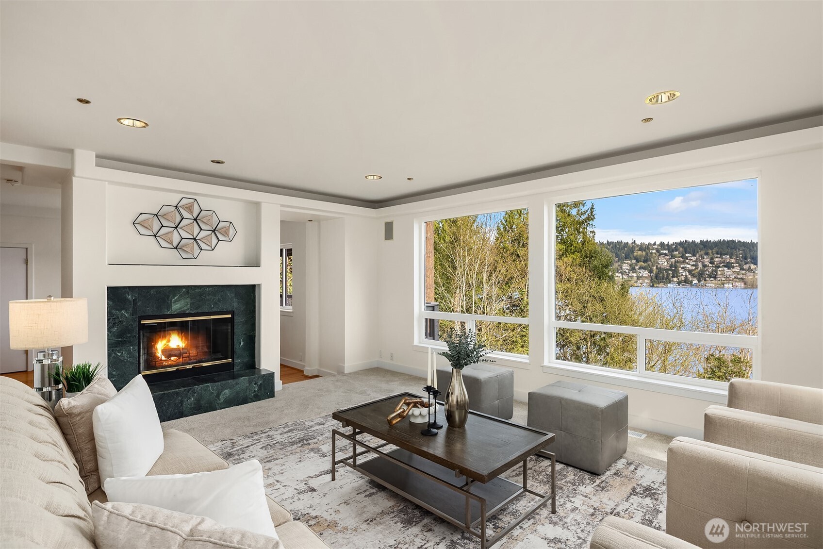 1458 W Lake Sammamish Parkway NE, Bellevue, WA 98008-3316