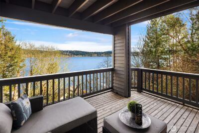 1458 W Lake Sammamish Parkway NE, Bellevue, WA 98008-3316 - Photo 30
