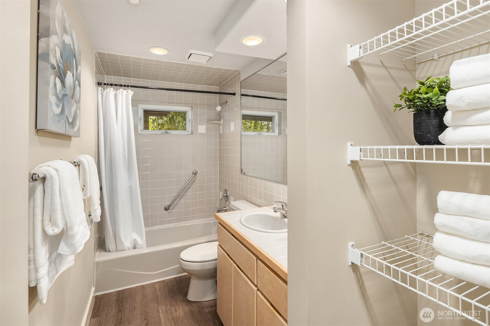 1458 W Lake Sammamish Parkway NE, Bellevue, WA 98008-3316