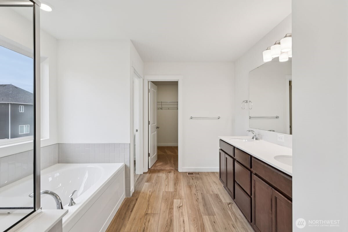 8741 52nd Place NE #014, Marysville, WA 98270