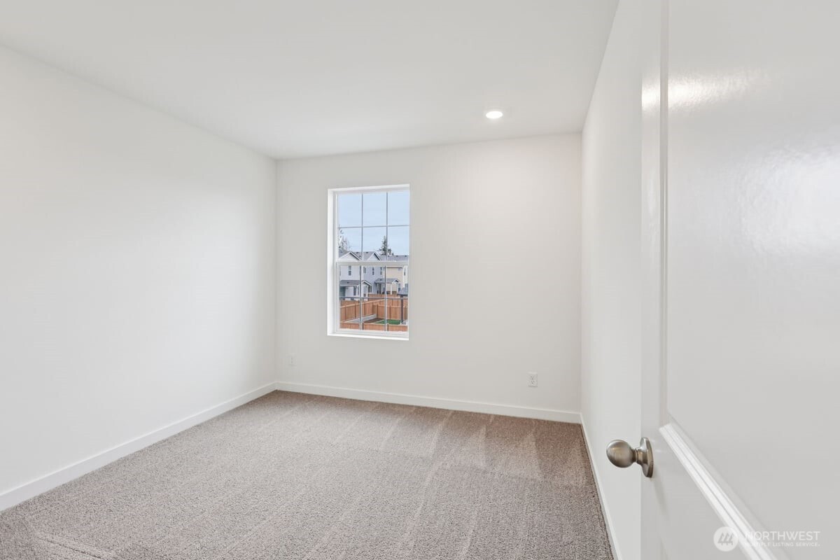 8741 52nd Place NE #014, Marysville, WA 98270