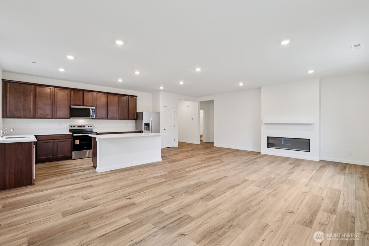 8741 52nd Place NE #014, Marysville, WA 98270