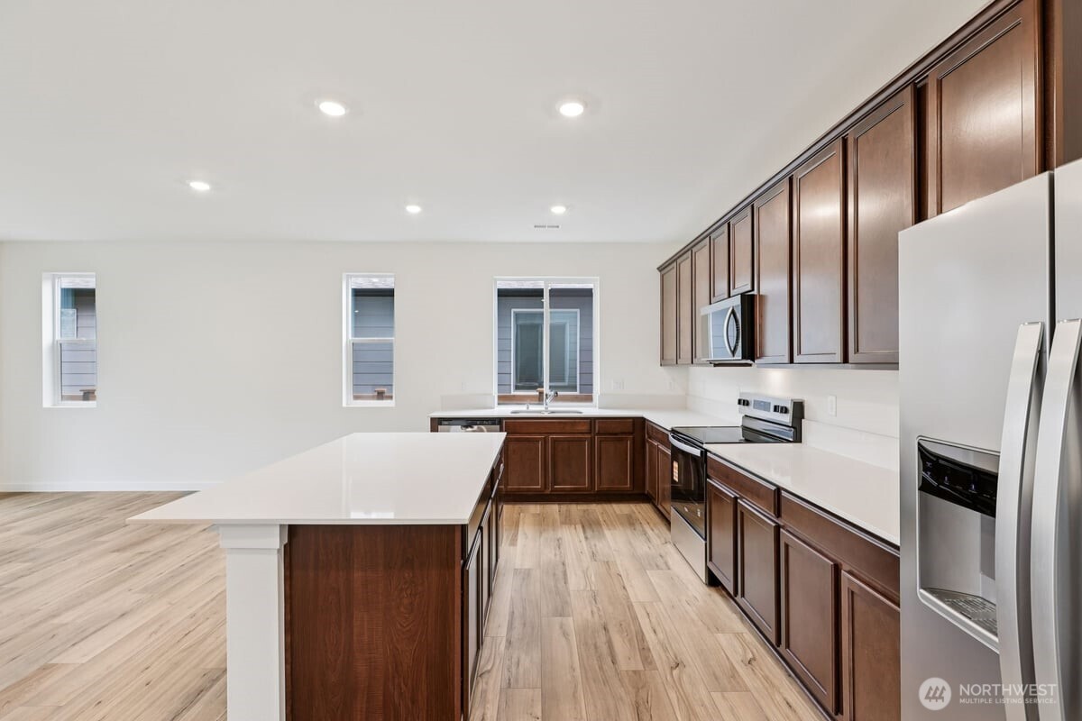 8741 52nd Place NE #014, Marysville, WA 98270