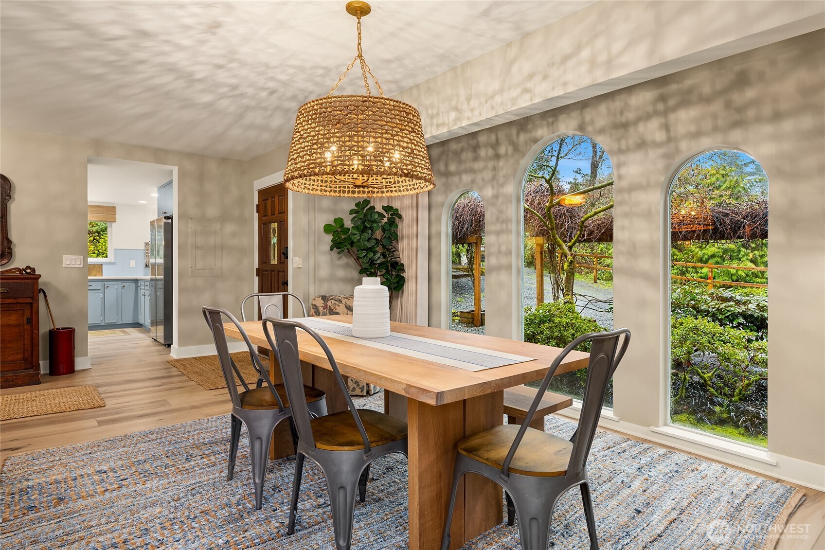 15335 Sunrise Drive NE, Bainbridge Island, WA 98110