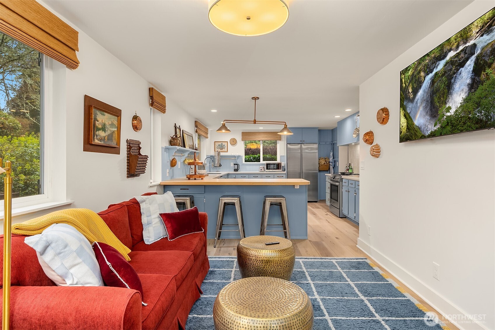 15335 Sunrise Drive NE, Bainbridge Island, WA 98110