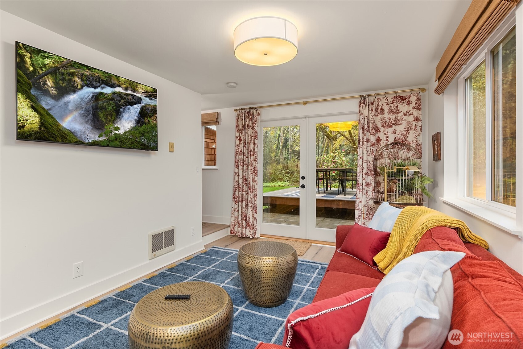 15335 Sunrise Drive NE, Bainbridge Island, WA 98110