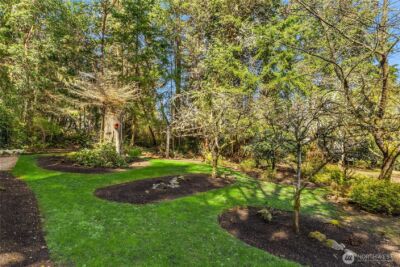 15335 Sunrise Drive NE, Bainbridge Island, WA 98110 - Photo 33