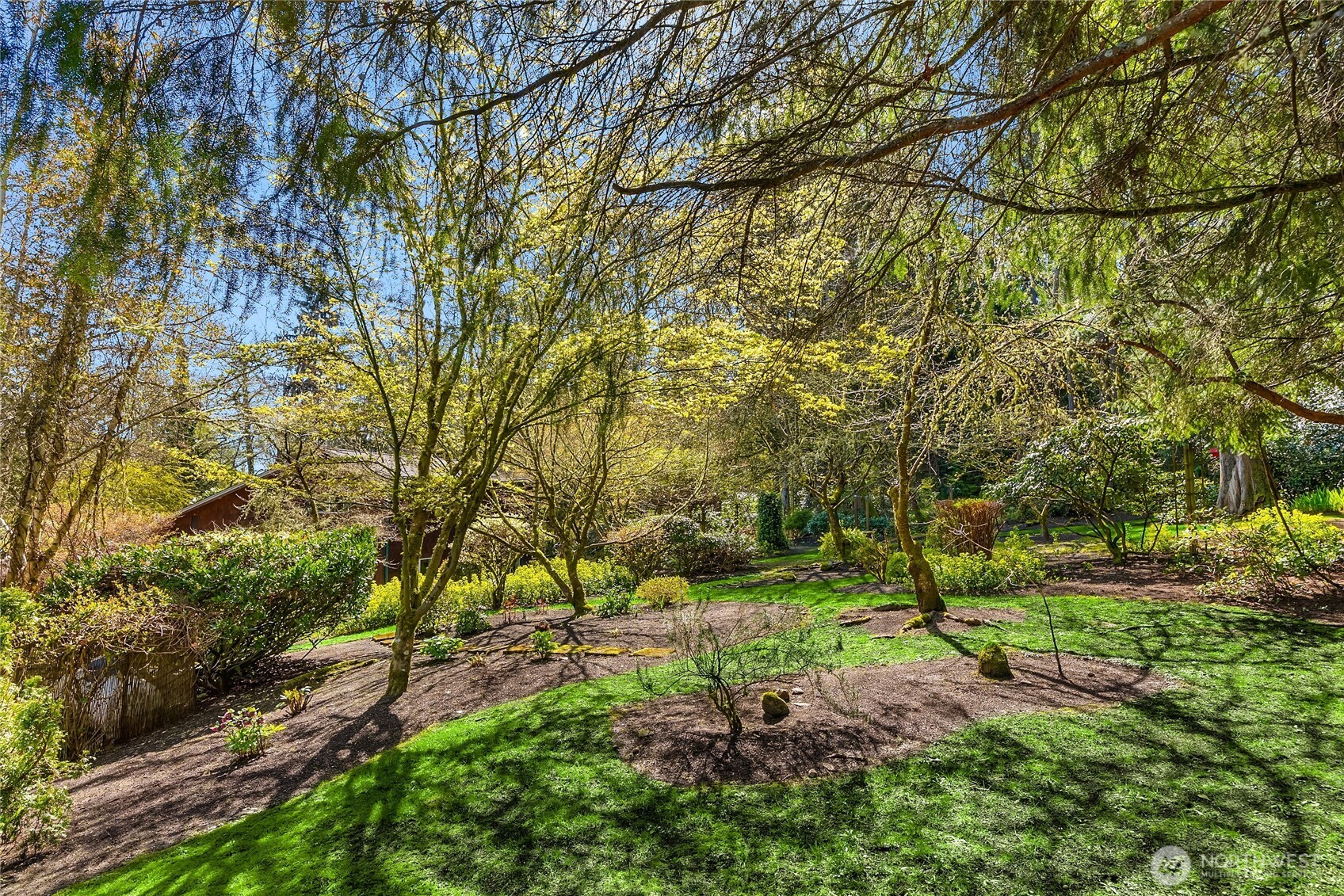 15335 Sunrise Drive NE, Bainbridge Island, WA 98110