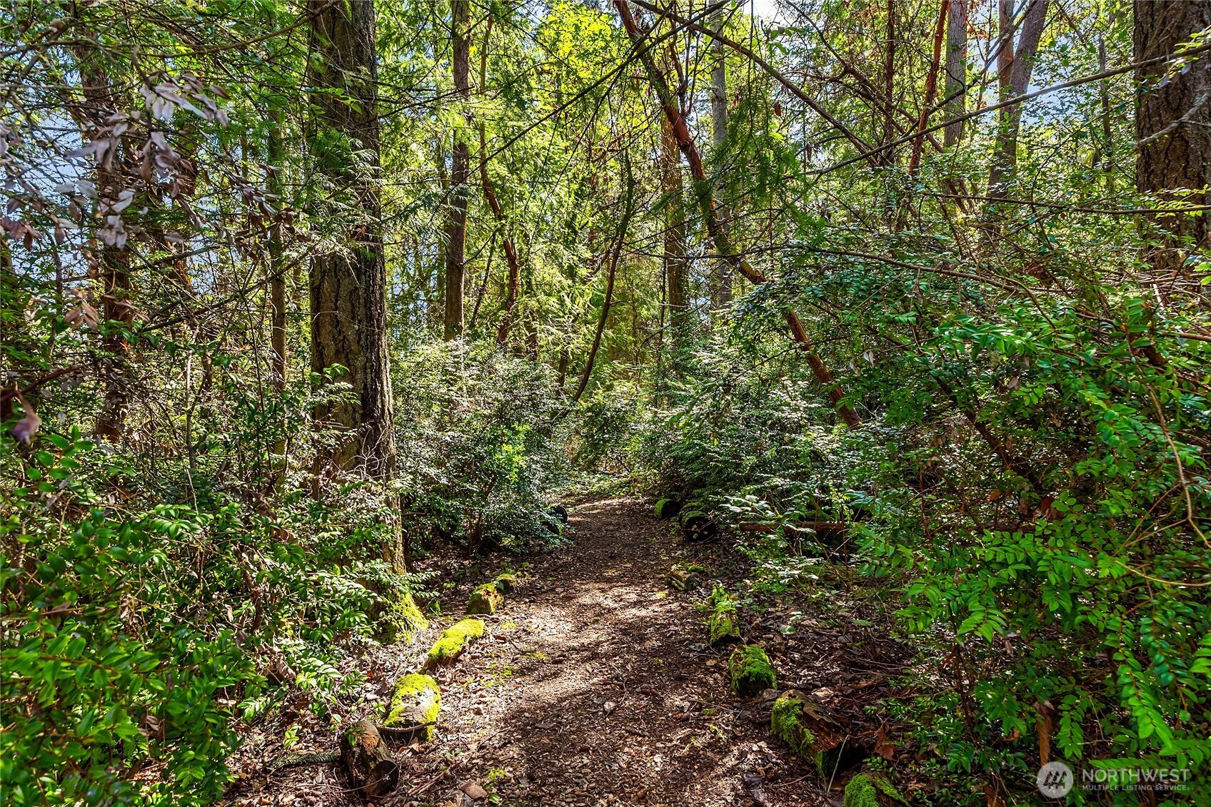 15335 Sunrise Drive NE, Bainbridge Island, WA 98110