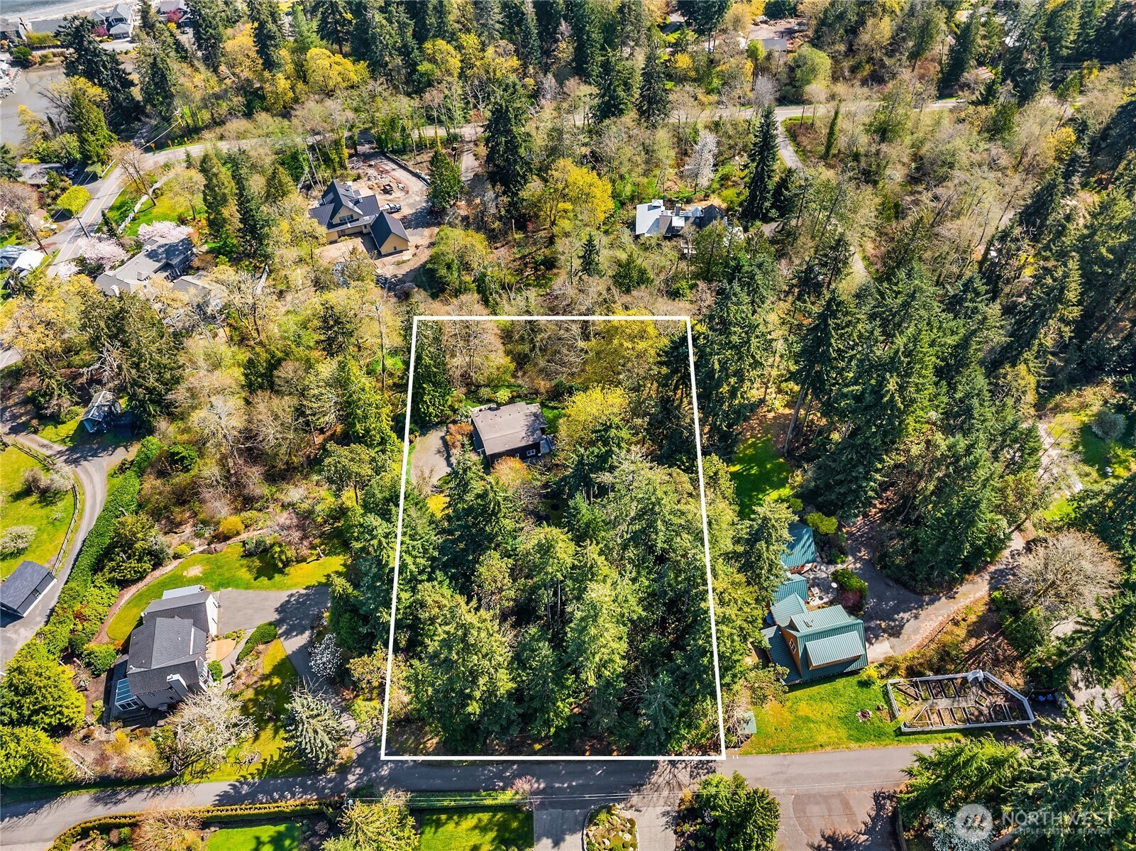 15335 Sunrise Drive NE, Bainbridge Island, WA 98110