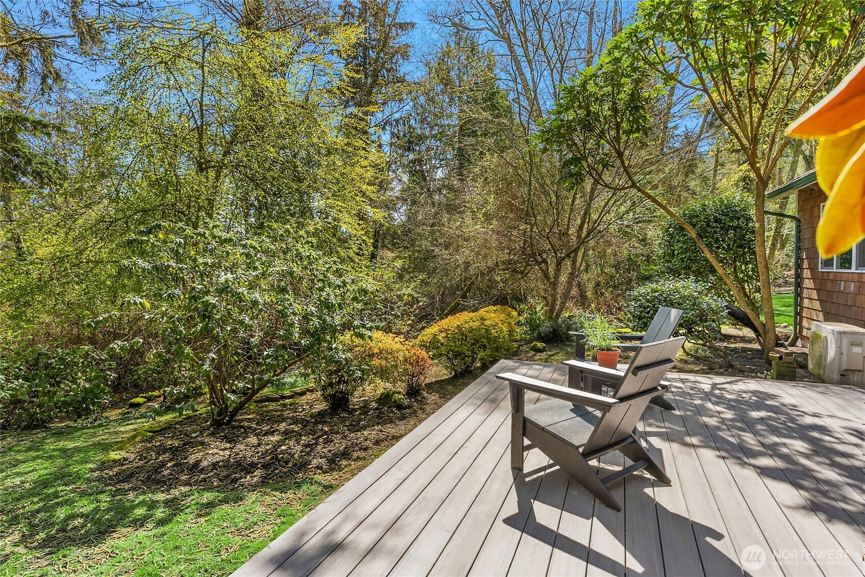 15335 Sunrise Drive NE, Bainbridge Island, WA 98110