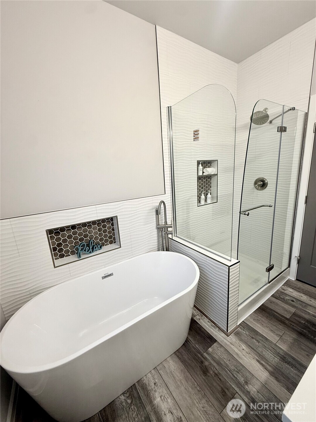 5016 Tacoma Mall Blvd , Tacoma, WA 98409