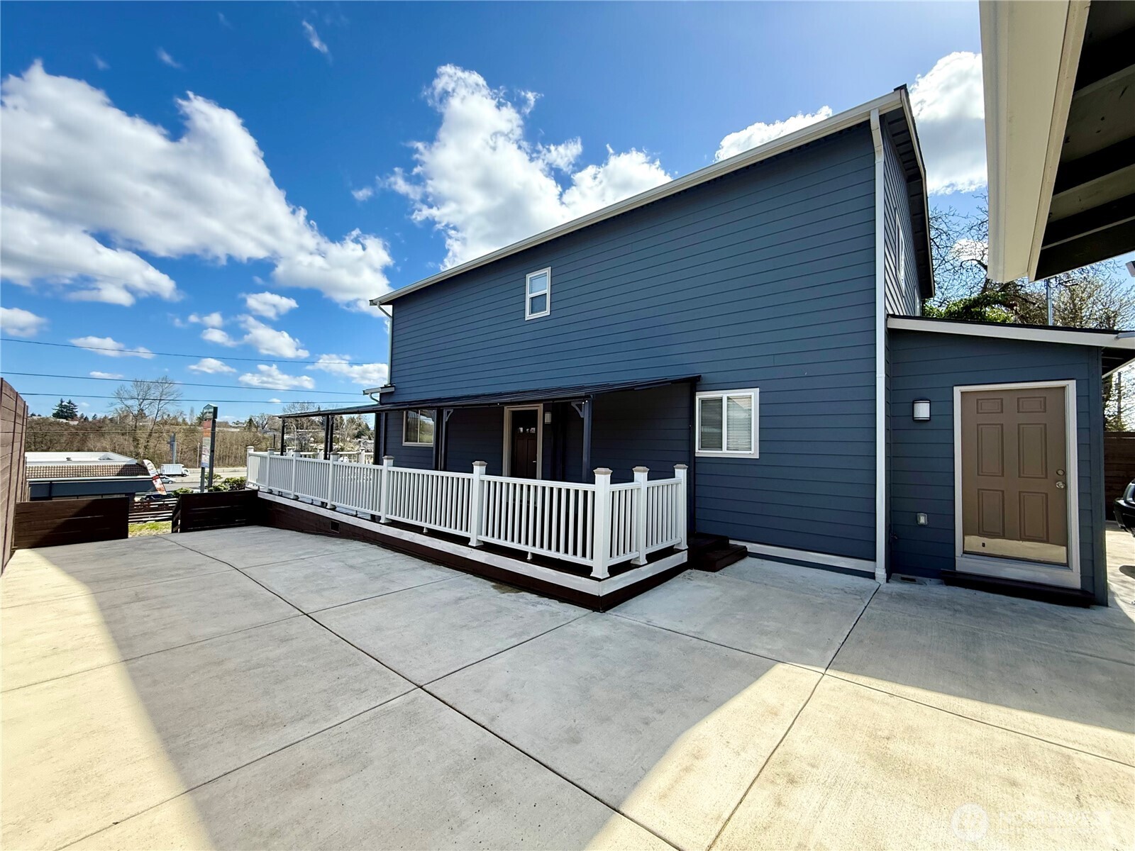 5016 Tacoma Mall Blvd , Tacoma, WA 98409