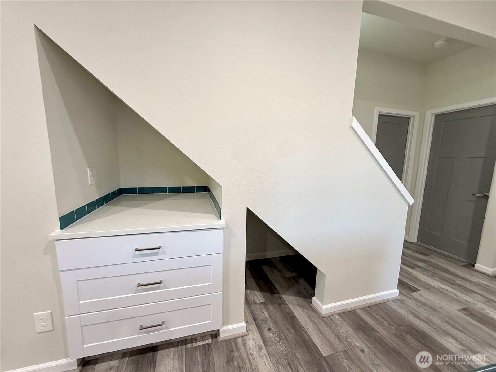 5016 Tacoma Mall Blvd , Tacoma, WA 98409