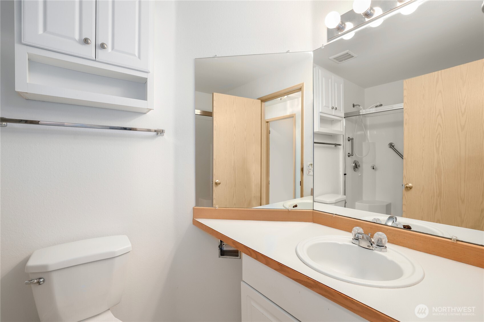 3814 Crystal Ridge Drive SE, Puyallup, WA 98372